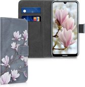 kwmobile telefoonhoesje voor Huawei Y6 (2019) - Hoesje met pasjeshouder in taupe / wit / blauwgrijs - Magnolia design