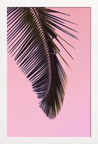 JUNIQE - Poster met houten lijst Tropicana Pink by @BineArnold -13x18