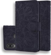 Voor Galaxy A10s Kalfpatroon Mandala Dubbel opvouwbaar ontwerp ReliÃ«f lederen tas met portemonnee en houder en kaartsleuven (zwart)