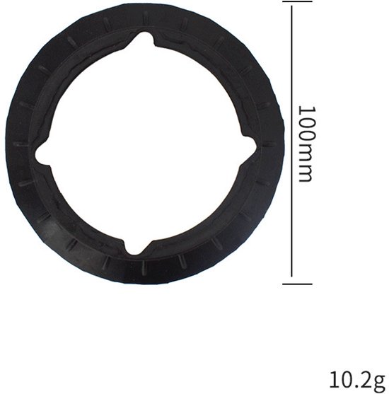 Zwarte rubberen ring, 100mm in diameter, met vier inkepingen aan de binnenkant en een kartelrand.