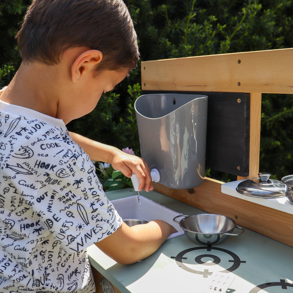AXI Puck Zand & Water Speelkeuken Bruin/groen - Incl. 6-delige accessoire set - Modder Keuken — afbeelding 5