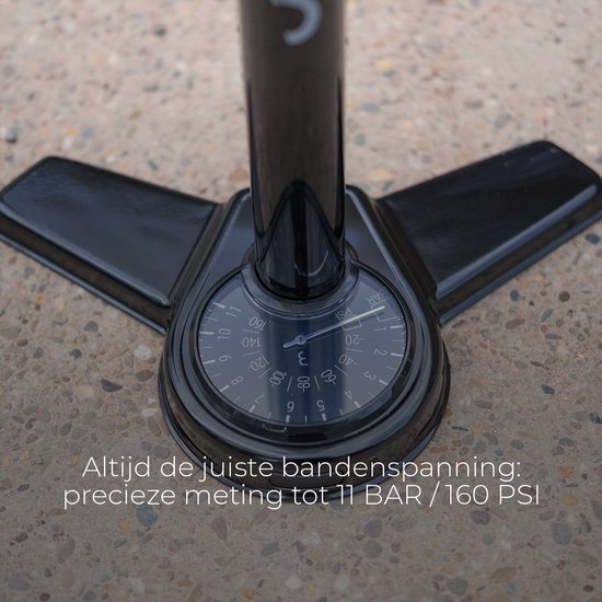 BBB Cycling AirSteel Fietspomp met Drukmeter - Fiets Pomp Racefiets en Mountainbike - Voetpomp Extra Lang 11 Bar - Zwart - BFP-27 van BBB Cycling — afbeelding 3