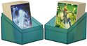 Twee turquoise Ultimate Guard doosjes met kaarten, waaronder een 'Spirit' en een 'Elf Warrior'.