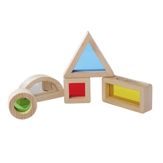 Houten bouwblokken met gekleurd acrylglas: cirkel (groen), vierkant (rood), driehoek (blauw), rechthoek (geel) en boog (spiegel).