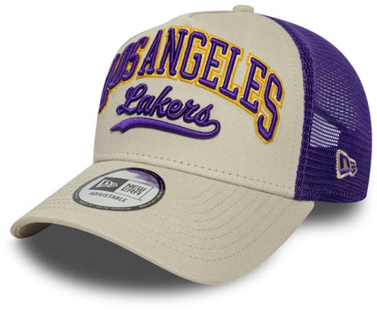 Casquette ajustable 9FORTY E-Frame Trucker crème avec inscription NBA des LA Lakers