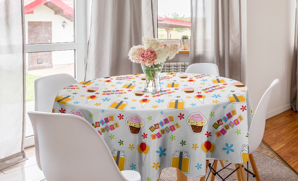 New Bed Kleurrijk Gelukkige Verjaardag Taart en Cadeau Ronde Tafelkleed, Cirkel Tafelkleed voor Eetkamer Keuken Decoratie, 150 cm Diameter