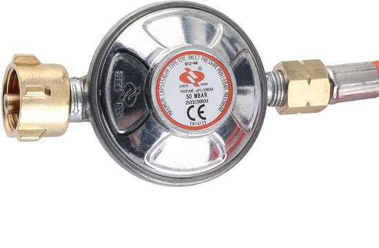 Drukregelaar voor gasfornuis met label 'Zhen Dar', '50 mbar' en 'CE' markering.