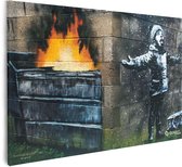 32 cm x 45 cm