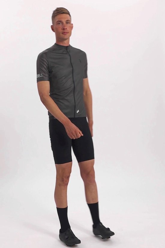 BBB Cycling ComfortFit R - Duurzaam Fietsshirt Heren Korte Mouw - 15-25 °C - Ademend MTB en Wielrenshirt - 3 Achterzakken - Zwart