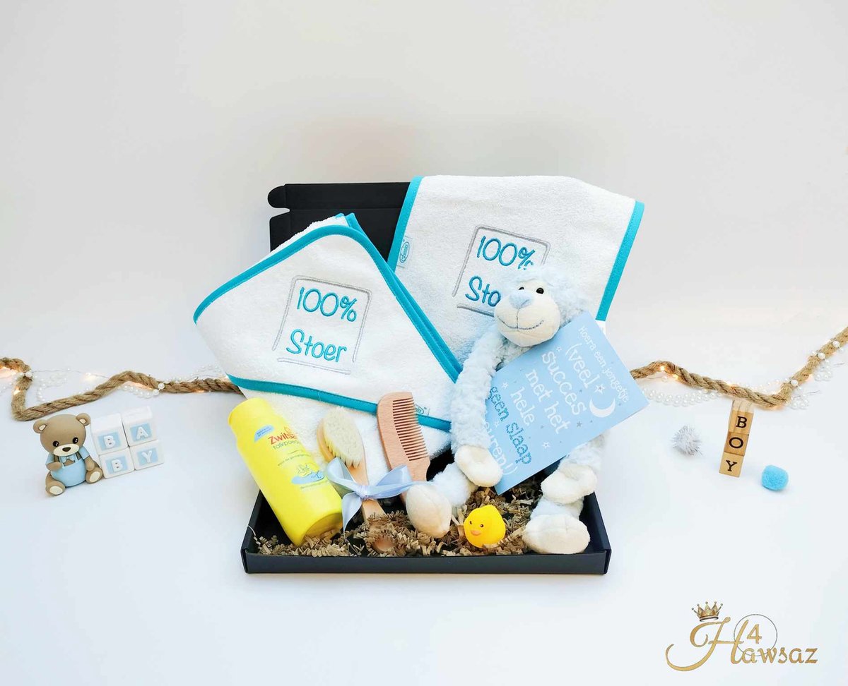 Goedkoopste Kraamcadeau voor jongen 8 stuks 100 Stoer - Hawsaz.nl cadeau - Babyknuffel - Slabbetje - Kraamcadeau - Gepersonaliseerd cadeau - Babydeken - Babygeschenksets - Geboortecadeau - Babyverzorging - Babyset - Zwitsal - Babypakket - Badcape - Tweeling