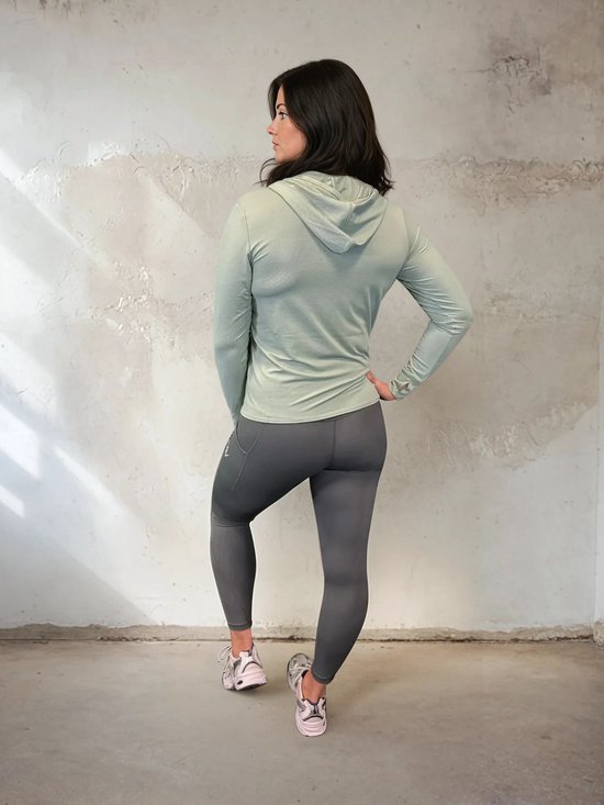 Gilet de sport YV SPORT Geneva - Également disponible en grande taille - Qualité Premium - Léger - Séchage rapide - Poches zippées - Liberté de mouvement optimale - Respirant et confortable - Vêtements de sport pour femme - Vert - L