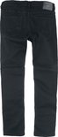 Achterkant van een zwarte jeans met twee achterzakken en een leren label met logo.