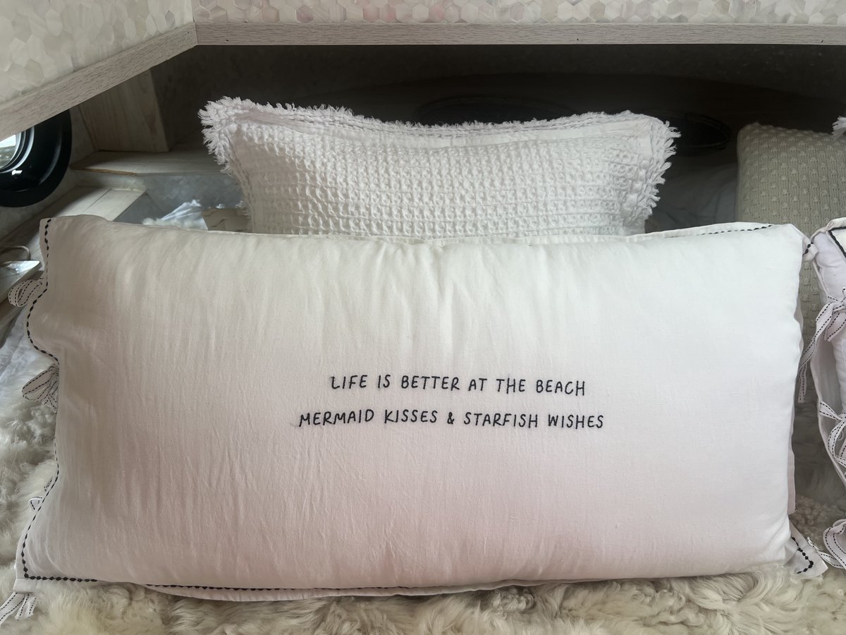 Luna & Lola | XXL Linnen Sierkussen + Vulling | 90x50 cm | Life Is Better At The Beach | Wit