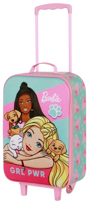 Lichtgroene trolleykoffer met Barbie en haar huisdieren, 'GRL PWR' tekst en roze wielen.