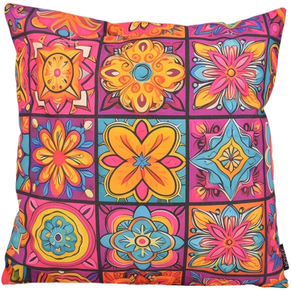 NOVÉE Kaya Mandala #3 Kussenhoes | Outdoor / Buiten Collectie | 45 x 45 cm | Katoen/Polyester paars-oranje-blauw