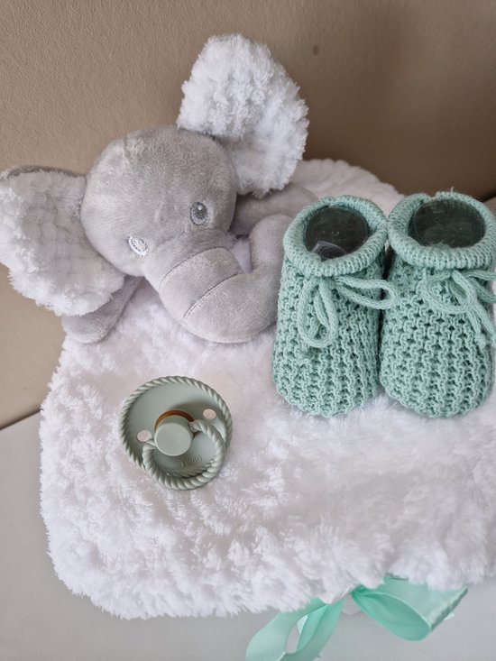 Luiertaart small olifant neutraal - babyshower - kraamcadeau van Luiertaart — afbeelding 4
