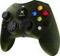 Doorzichtige groene Xbox controller met duistere strepenpatronen en gekleurde knoppen.