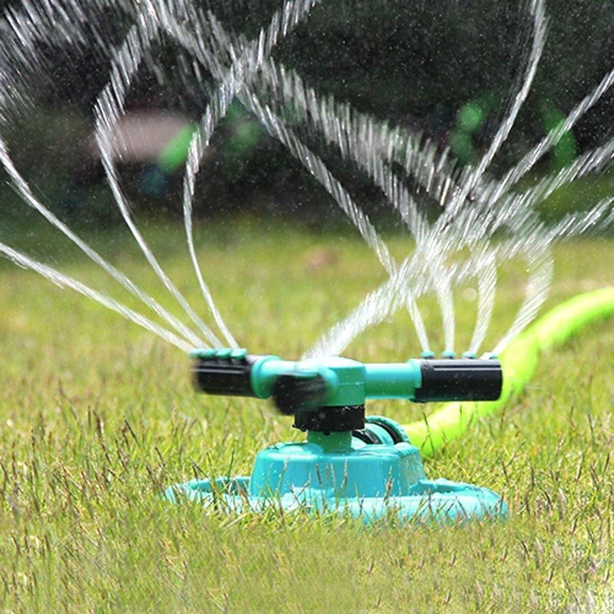 Bewolkt Rond en rond blauwe vinvis Easy Garden Fresh 360° Automatische Water Sproeier | Fontein | Tuin |  bol.com