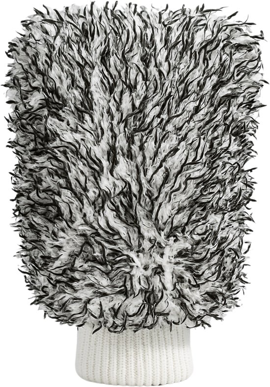 Een witte en zwarte microvezel washandschoen met witte gebreide manchet.