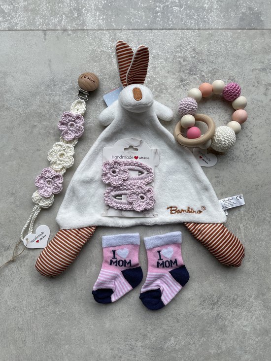 Maminobaby.nl - Baby geschenkset meisjes - Handgemaakte speenkoord - Handmade haarclip - Knisperkonijn - Sokjes - Kraamcadeu - Babyshower van Maminobaby.nl — afbeelding 4