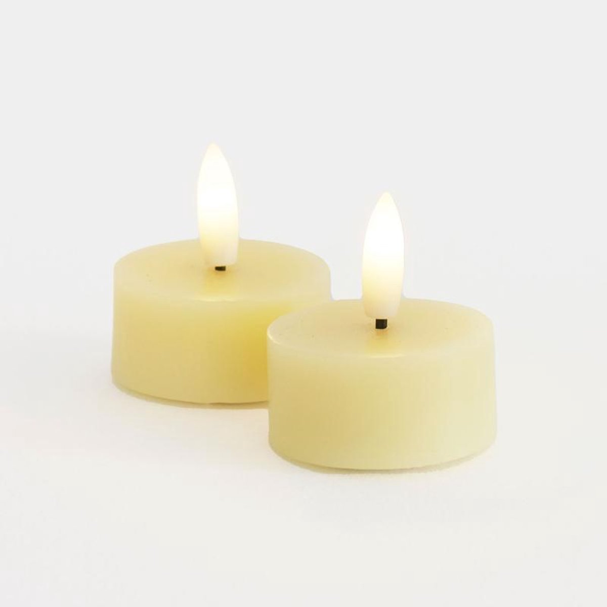 Sirius Sille LED Theelichtjes – Set van 2 – Pale Yellow/Licht Geel – Ø 4,5cm x 2,2cm – Realistische Vlam – Batterij