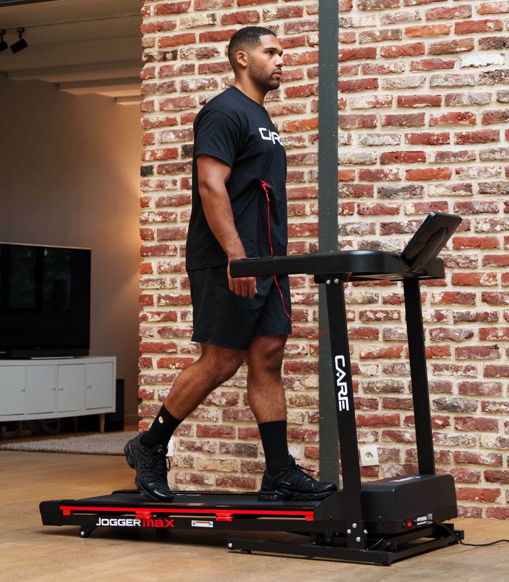 CARE JOGGER MAX - Connected en opvouwbare loopband - Maximale snelheid 16 km/u - 28 programma’s - Gemotoriseerde helling tot max. 9% - Voor thuisgebruik thumbnail 6