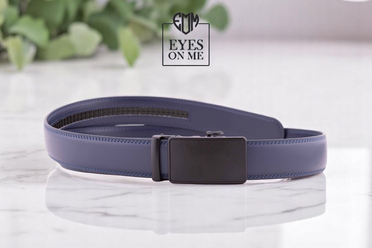 Blauwe lederen riem zonder gaatjes met automatische gesp voor heren ( Model 78 )
