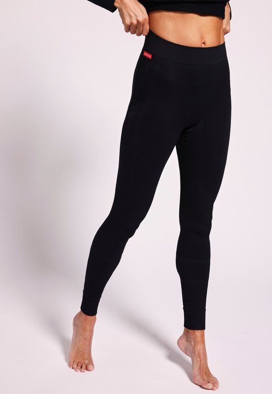 Zwarte, nauwsluitende legging met een textuurpatroon en rode Damart-labels.