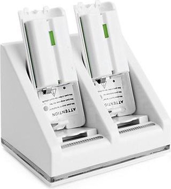 De databank vijand Aanpassing Luxe oplaadstation met batterijen voor 2 Wii controllers - wit | bol.com