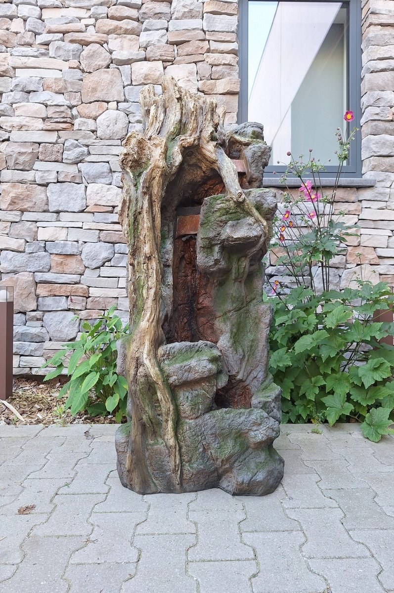 Goodyz - Waterval - Fontein - Waterornament - 130cm hoog - boom model - inclusief pomp en verlichting