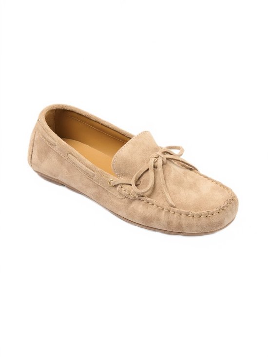 Mocassins en cuir avec nœud et semelle cloutée