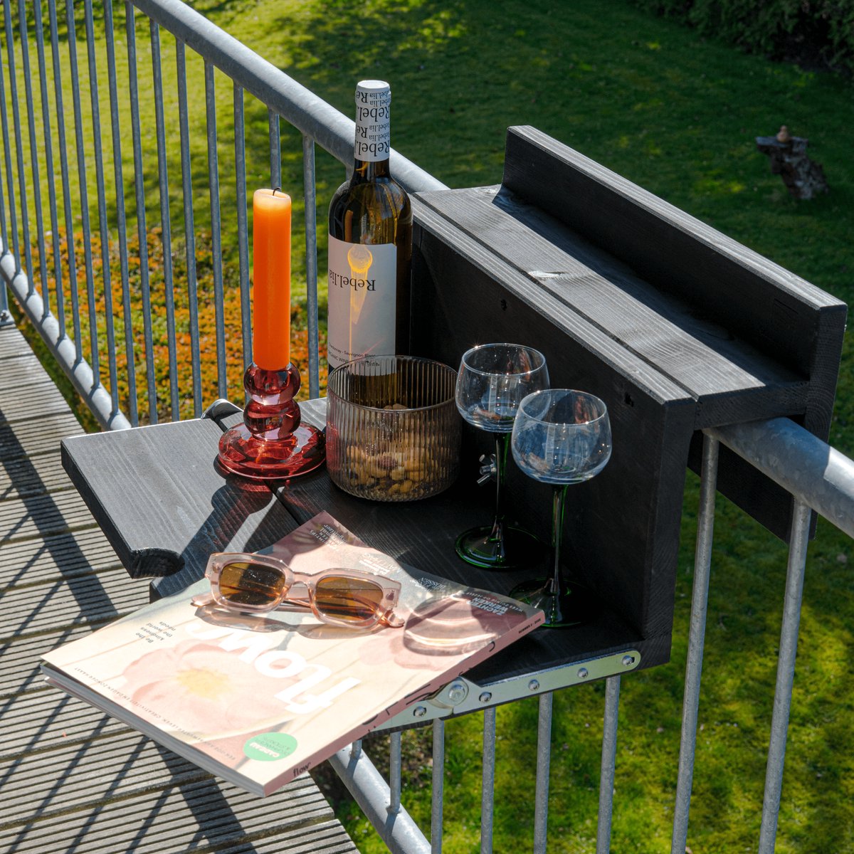 Bol.com GoudmetHout Inklapbare Balkontafel - Balkonbar - Balkon tafel - 49 cm - Hout - Black Wash - Balkonreling < 9 cm aanbieding