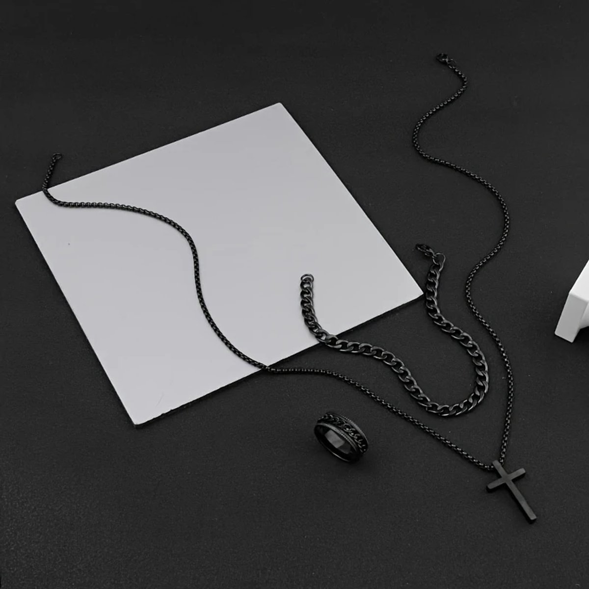Kruisje ketting zilver - Sieraden online kopen? | Korting tot 30 Kruisje ketting zilver - Sieraden online kopen? | Korting tot 30