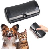 Groomify Mr Waggy Tails Deshedding Brush