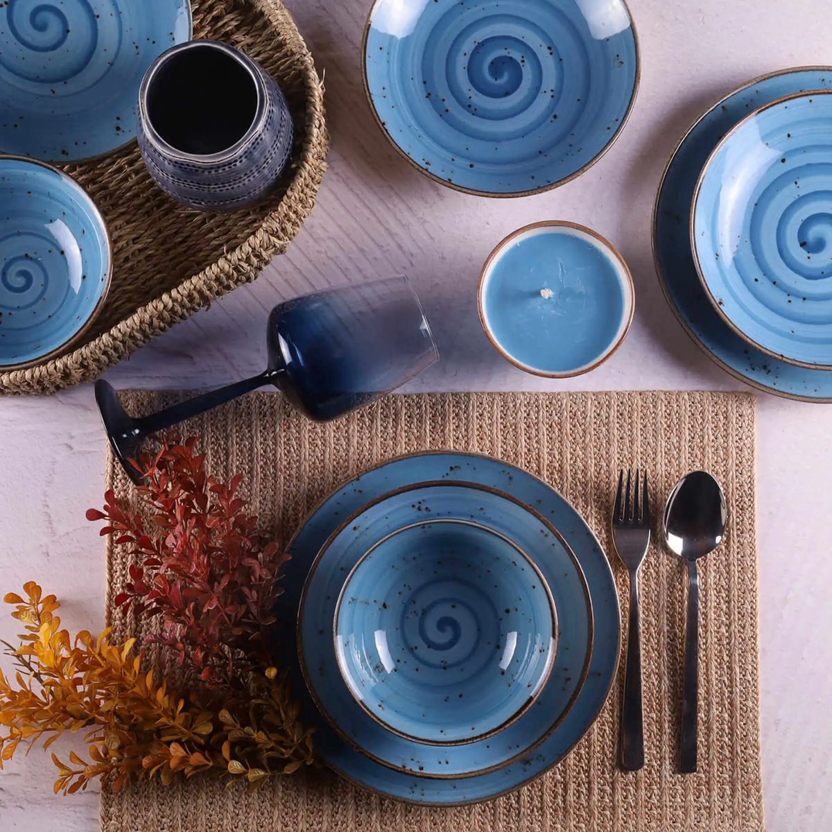 TULU KUTAHYA SERVIESSET 24-DELIG 6 PERS REACTIVE BLAUW