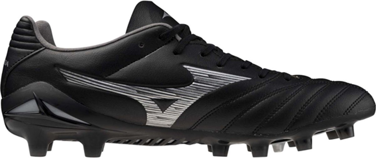 Mizuno Monarcida Neo III Pro FG voetbalschoenen in zwart, EU 42 1/2, met comfortabele pasvorm en functioneel ontwerp.