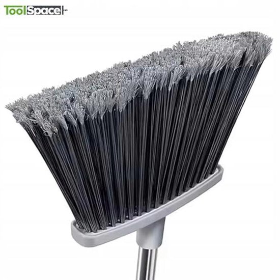 Multifunctionele Tuinbezem 133cm - Robuuste Steel Bezem voor Binnen en Buiten Schoonmaken — afbeelding 4
