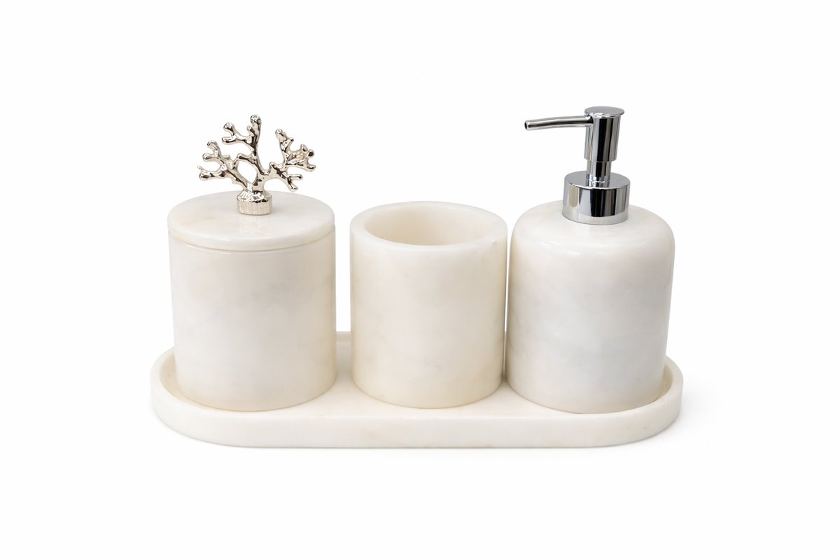 Marmeren Badkameraccessoires Set – 4-delig – Tray, Zeepdispenser, Tandenborstelhouder & Opbergpot – Wit Natuursteen – Luxe Afwerking met Zilveren Details