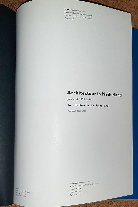 Titelpagina van Architectuur in Nederland, Jaarboek 1993-1994. NAI Uitgevers Publishers, Nederlands Architectuurinstituut, Rotterdam.