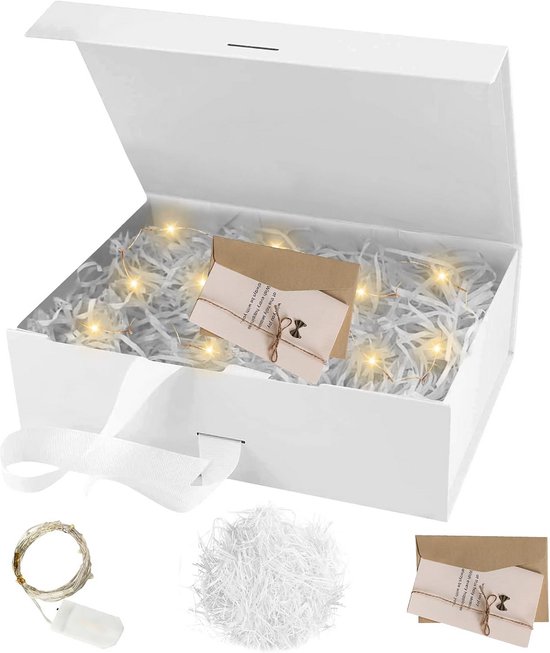 Groene Geschenkdoos Met Gouden Lint En Strik Geïsoleerde Afbeelding, Geschenkdoos, Kerstmis, Groen En Goud Afbeelding PNG Met Transparante Achtergrond Voor Gratis Dowoad