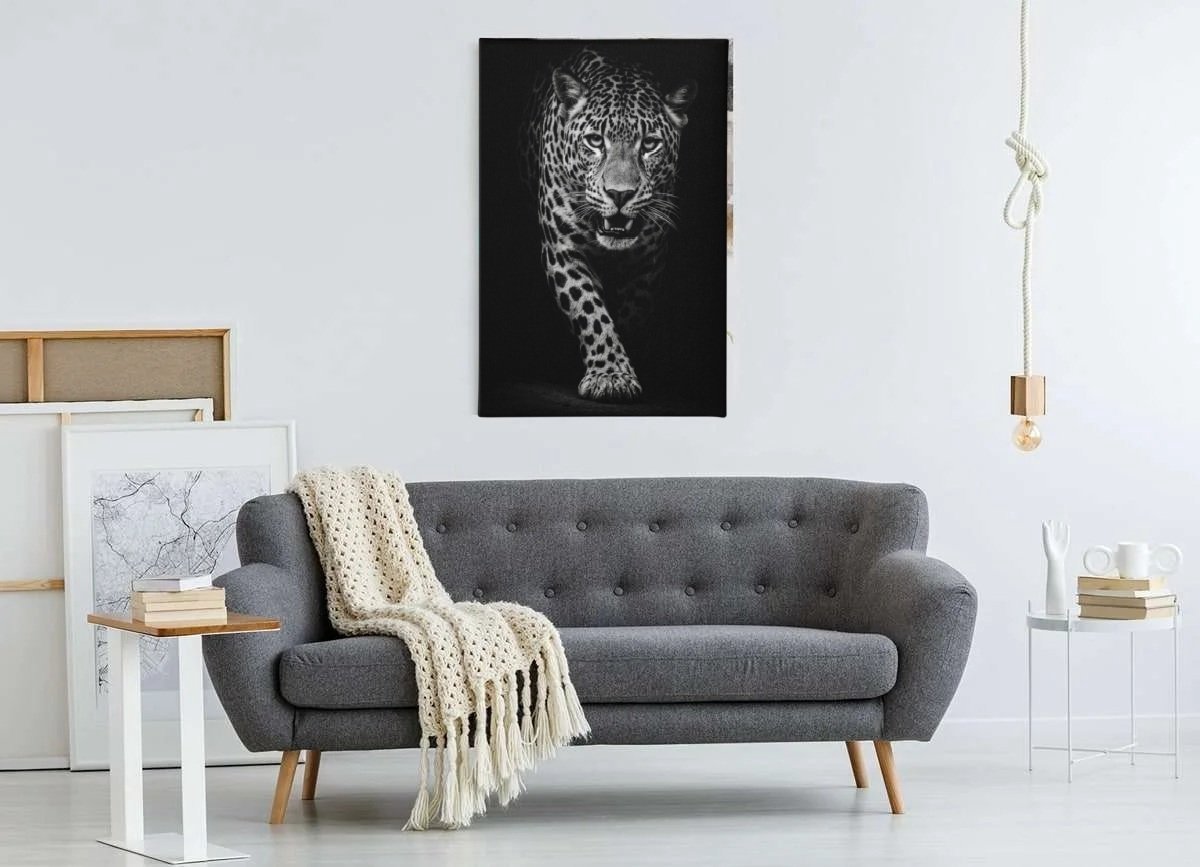 Trendex Global Canvas Schilderij - Luipaard in Zwart - Dieren - Wanddecoratie - 90x60 cm
