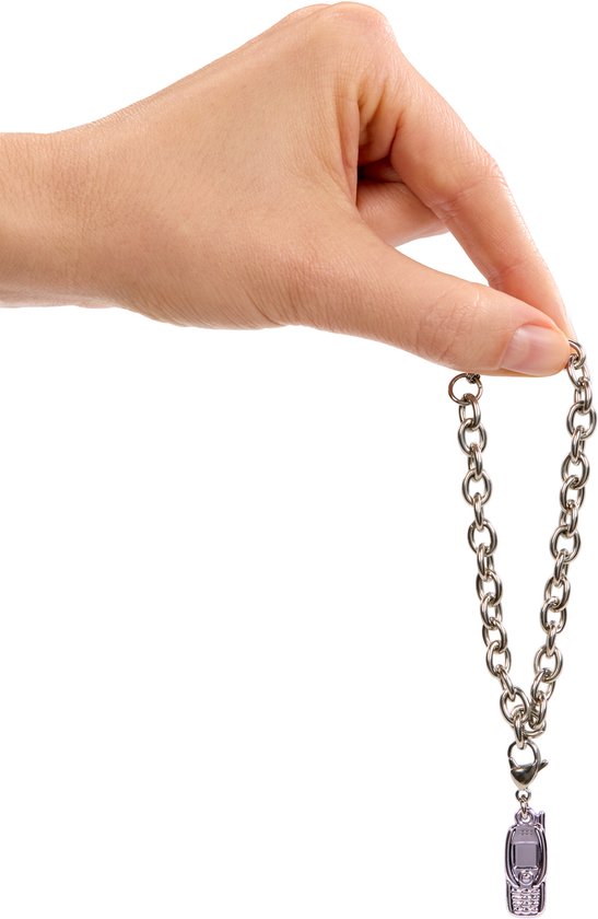 Bratz Charmz-modepop Sasha met bedelarmband om te verzamelen van Merkloos — afbeelding 2