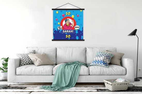 Porte-affiche avec affiche - Affiche scolaire - Anniversaire - 50 ans de Sarah - Anniversaire - 90x90 cm - Lattes noires