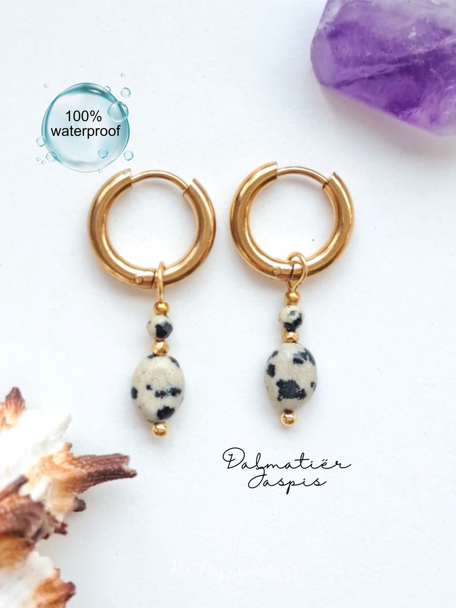 Edelsteen oorbellen dalmatiër jaspis, bohemian, handgemaakt, stainless steel, 100% waterproof, goudkleurig,evenwicht