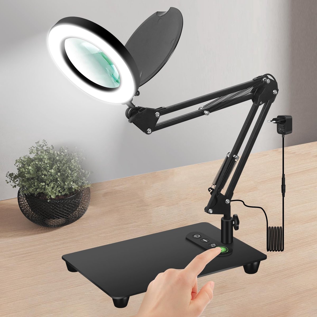 IMPERATORIS® Vergrootglas met Touch-Bediening en 5 Kleurmodi - Handheld Vergrootglas voor Kinderen & Senioren -Lichtgewicht & Duurzaam – Educatief Speelgoed voor Natuurverkenning - Lezen & Hobby’s - 5x - Zwart