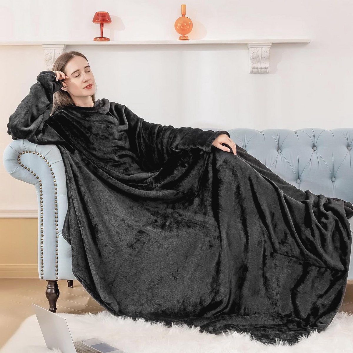 Draagbare Fleece Dekentje met Mouwen - Warme Flanel Deken met Voetzak voor Winter Comfort, 170x200cm