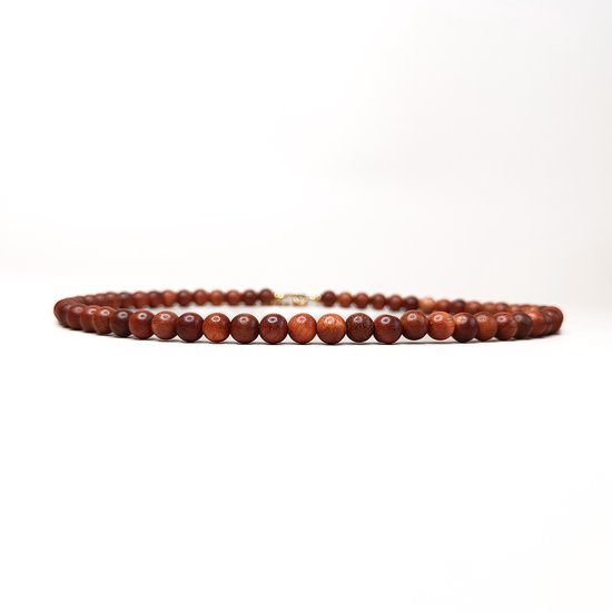 Ketting zoetwaterparel 12mm met agaat wit hart