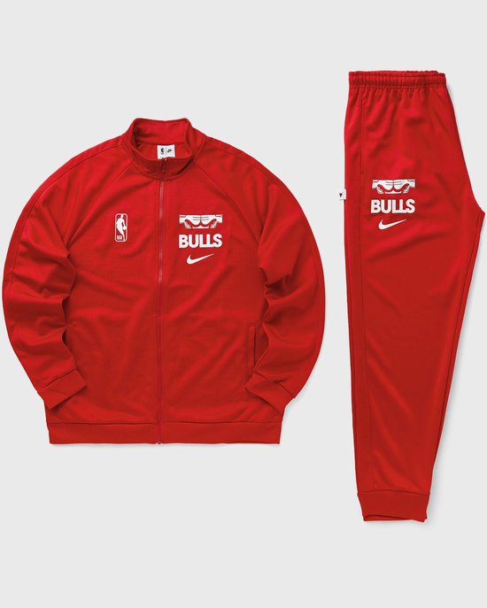 Rood trainingspak van Nike met 'Bulls' logo op de borst en NBA logo.