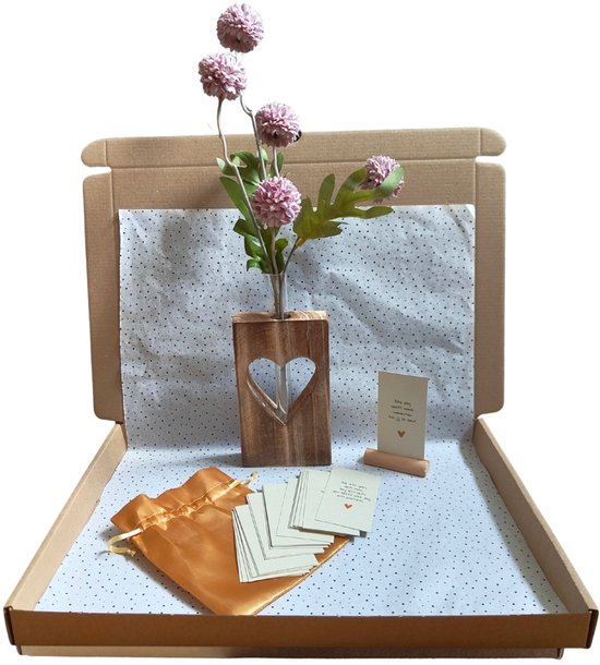 Brievenbus cadeau | Bloemenvaasje met kunstbloem & leuke kaartjes met houder