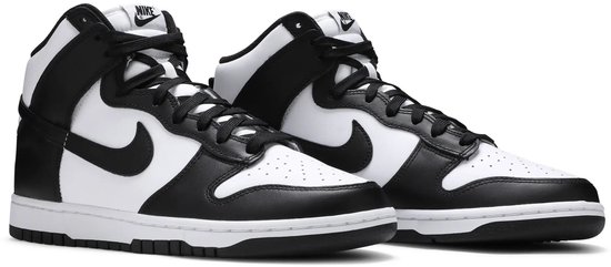 nike women's dunk black and white